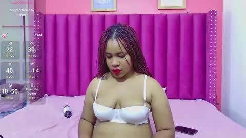 thickeebonyy online show from October 6, 8:17 pm