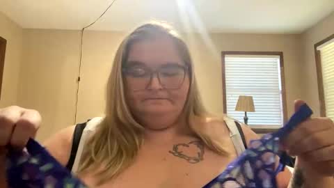 thickerthanasnicker4u online show from October 8, 8:39 pm