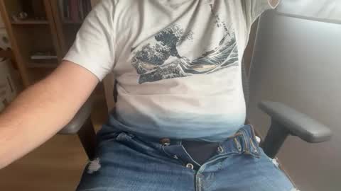 Snapshot of thickguybcn chatting on June 9, 8:15 am ThickDickBCN online show from June 9, 8:15 am