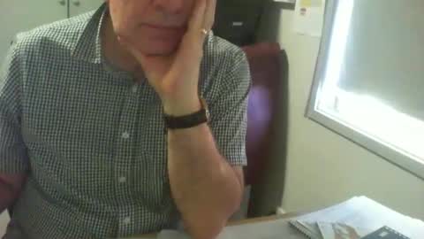 James online show from December 25, 9:22 pm