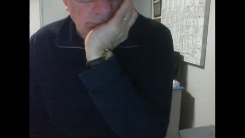 Snapshot of thickmelnik chatting on May 14, 2:57 pm James online show from May 14, 2:57 pm