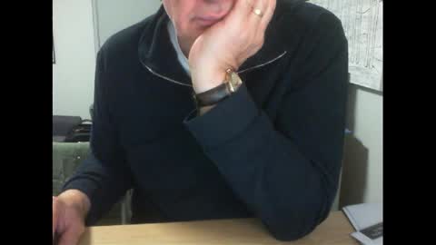Snapshot of thickmelnik chatting on May 16, 2:27 pm James online show from May 16, 2:27 pm