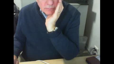 James online show from August 6, 1:57 pm