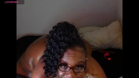 Thickumzz41 online show from July 17, 1:12 am