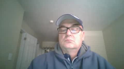 thickwhiteload online show from December 6, 7:01 pm