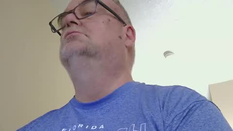 Snapshot of thickwhiteload chatting on February 18, 8:16 pm thickwhiteload online show from February 18, 8:16 pm