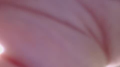 thickwhiteload online show from May 11, 6:05 pm