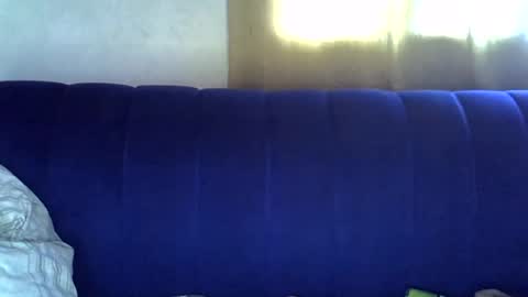 thickyannah online show from August 4, 11:46 am
