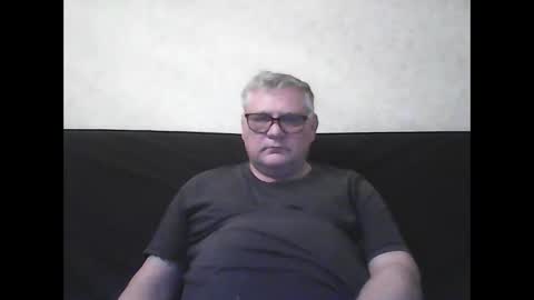 Thierrysymp online show from December 3, 5:23 pm