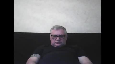 Thierrysymp online show from December 4, 5:11 pm