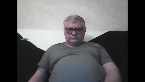 Thierrysymp online show from December 16, 5:22 pm