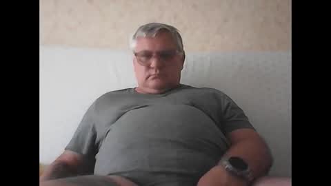 Thierrysymp online show from September 10, 3:34 pm