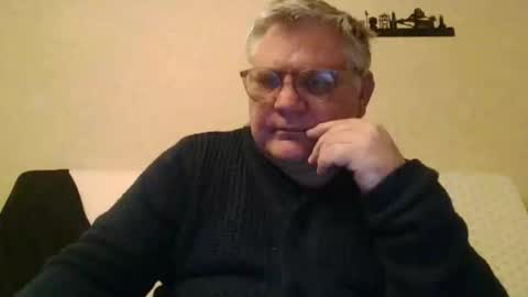 Snapshot of thierrysymp chatting on March 9, 5:17 pm Thierrysymp online show from March 9, 5:17 pm
