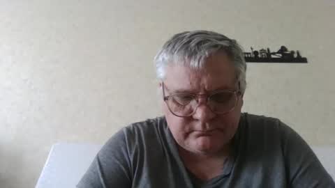 Snapshot of thierrysymp chatting on April 2, 4:15 pm Thierrysymp online show from April 2, 4:15 pm