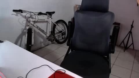 thieves_us online show from September 28, 5:24 am