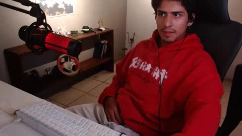 Snapshot of thieves_us chatting on February 14, 5:48 am thieves_us online show from February 14, 5:48 am