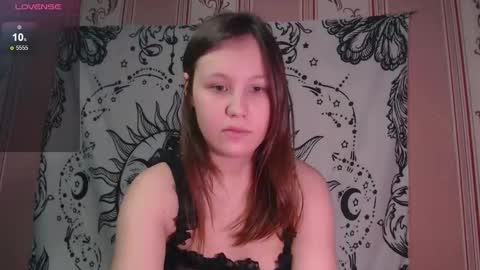 Snapshot of thighswithspikes chatting on November 21, 10:14 am thighswithspikes online show from November 21, 10:14 am