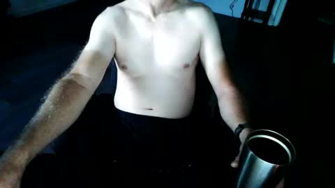 Snapshot of thinboy4moon chatting on July 12, 10:06 am thinboy4moon online show from July 12, 10:06 am
