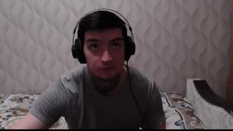 Andy online show from December 14, 8:35 pm