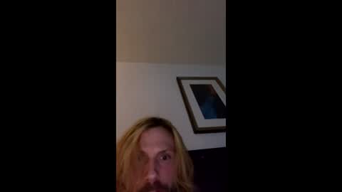 Snapshot of thisolboi chatting on May 14, 3:02 am thisolboi online show from May 14, 3:02 am