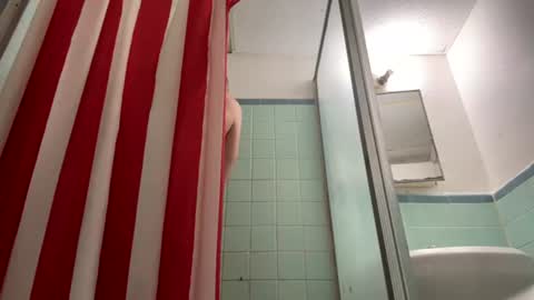 thisolboi online show from July 13, 4:26 am