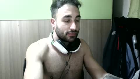 Snapshot of tho147mas chatting on February 10, 8:31 pm Thomas online show from February 10, 8:31 pm