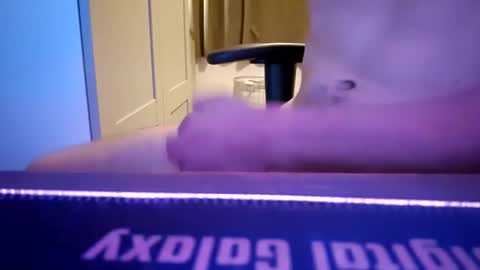 tholul online show from November 13, 9:47 pm