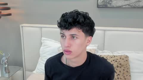 Thom online show from April 29, 11:36 am