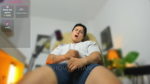 thom_ohtani online show from April 11, 1:21 am