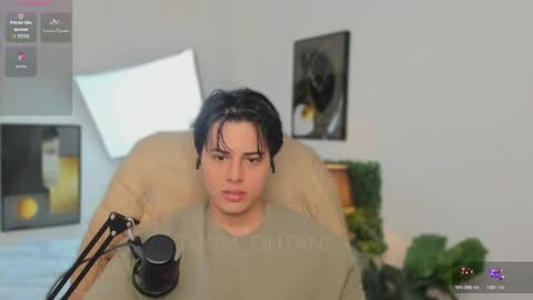 thom_ohtani online show from April 14, 1:00 am