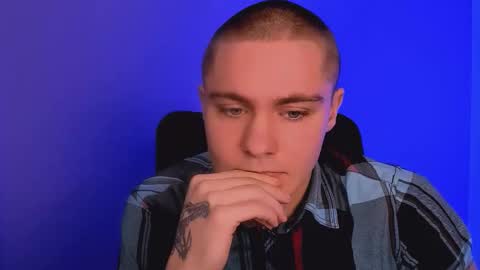 thomas_crow online show from November 19, 9:53 am