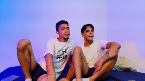 Snapshot of thomas_elg chatting on October 8, 5:38 am THOMAS JOHANN online show from October 8, 5:38 am