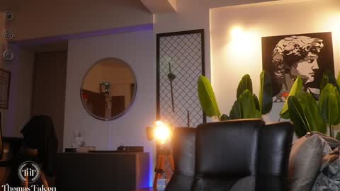 Snapshot of thomas_falcon1 chatting on January 23, 1:30 am Thomas Falcon online show from January 23, 1:30 am