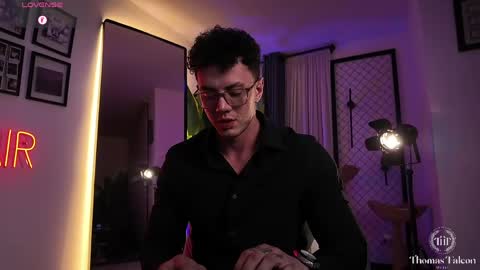 Thomas Falcon online show from June 5, 3:02 am