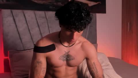 Thomas 3  JUST STAY AND BE MY LAST LOVE online show from December 4, 4:11 am