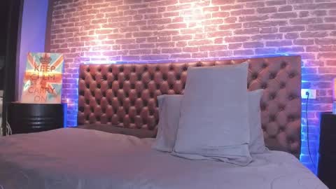 Snapshot of thomas_may4rs chatting on February 21, 3:32 pm ---Thomas--- online show from February 21, 3:32 pm