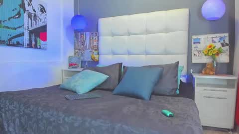 Snapshot of thomas_may4rs chatting on February 27, 3:36 am ---Thomas--- online show from February 27, 3:36 am