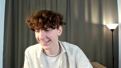 Thomas online show from March 12, 2:09 am