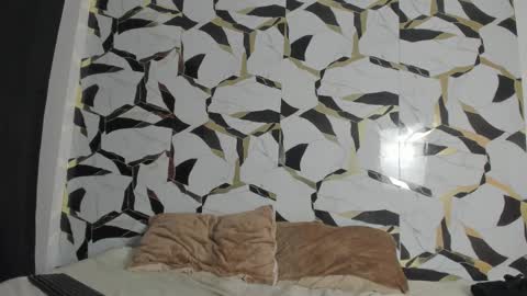 Snapshot of thomasblaze chatting on September 22, 12:40 pm thomas online show from September 22, 12:40 pm