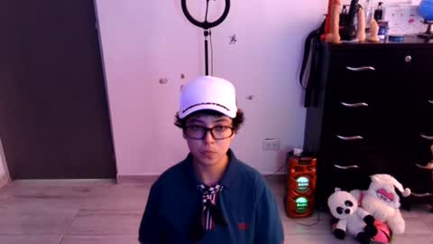 Snapshot of thomascooper_cams chatting on July 2, 8:48 pm VALERIA online show from July 2, 8:48 pm