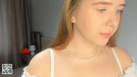 Annie online show from September 15, 4:23 am