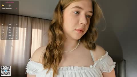 Annie online show from September 18, 4:14 am