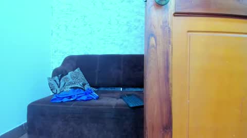 Snapshot of thomass_conor chatting on February 9, 3:34 pm thomass_conor online show from February 9, 3:34 pm