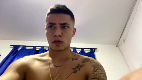 Snapshot of thomass_conor chatting on March 11, 7:25 pm thomass_conor online show from March 11, 7:25 pm