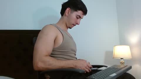 Thomas Turner online show from November 19, 11:38 pm