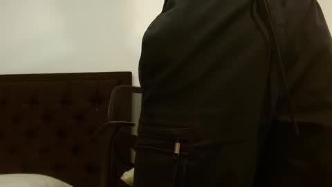 Thomas Turner online show from November 25, 11:27 pm