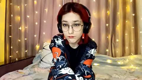 Lina online show from December 21, 8:43 am