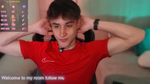 Thom Klein online show from November 11, 6:52 pm