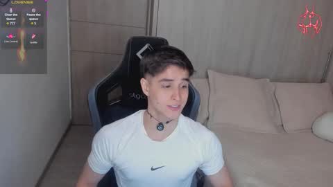 Thom Klein online show from March 17, 7:06 pm