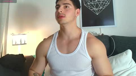 thomylov online show from October 3, 10:12 am